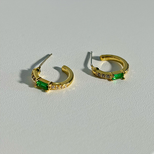 European and American simple new C-shaped semi-circle earrings inlaid with zircon, emerald, copper-plated 14K real gold, fashionable mosquito coil earrings