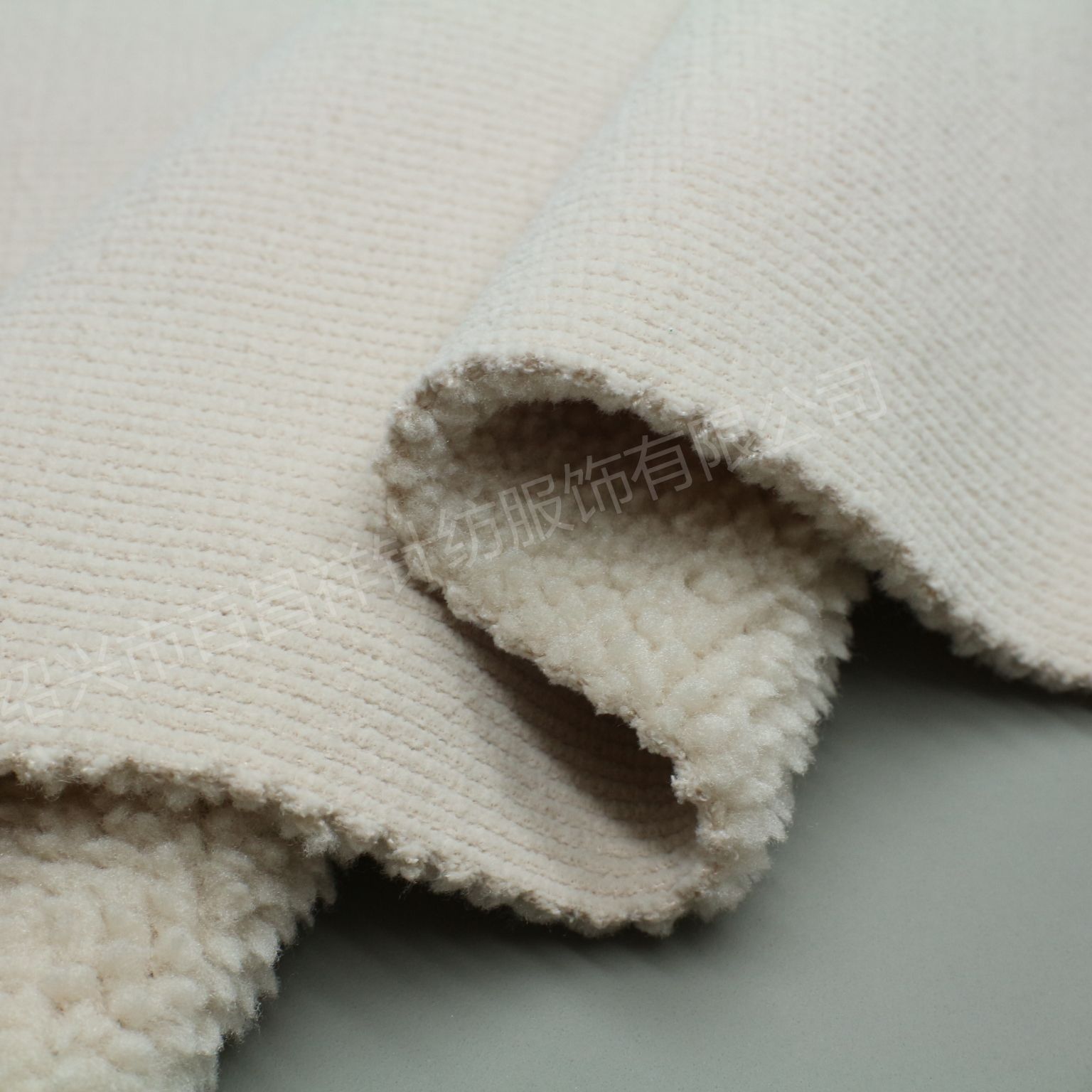 厂家批发针织一体绒460g雪尼尔毛绒面料免复合不掉毛秋冬保暖面料