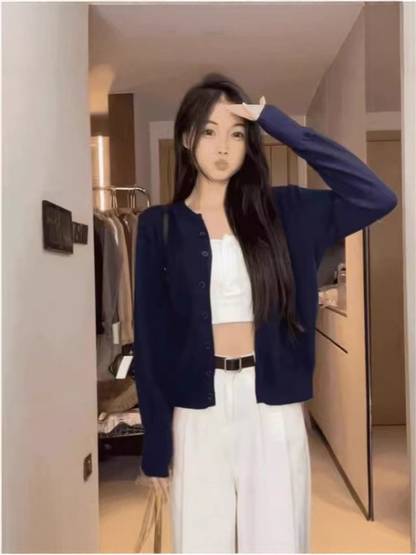 【现货】春秋软糯亲肤韩版宽松慵懒风时髦百搭打底针织开衫上衣|undefined