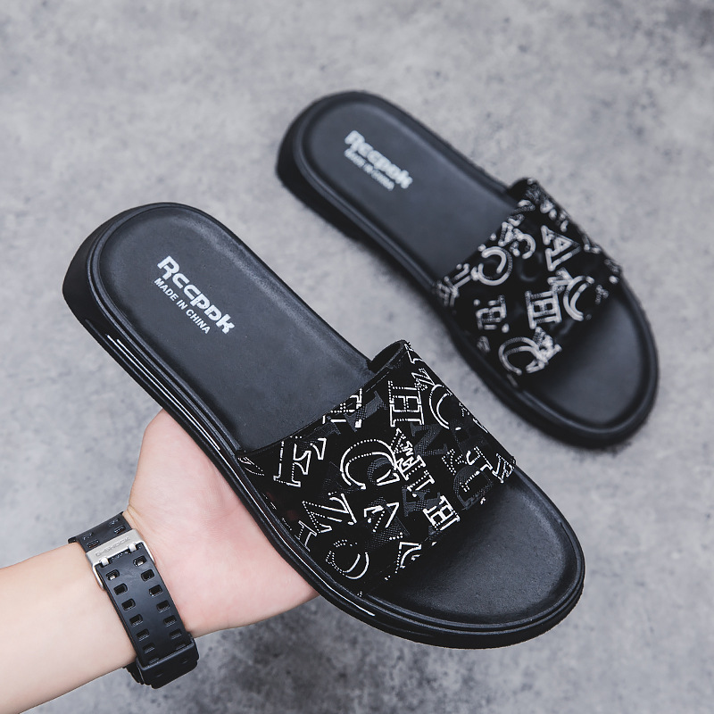 2023 Men's Flip Flops Summer Men's Slippers Men's Trend Korean Personalized flip flops Vietnamese beach slippers_voghion.com