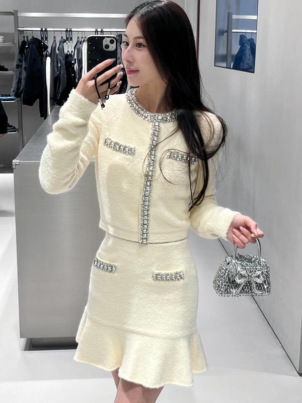 SP 2025年秋冬新款高级感小香风针织钉钻毛织修身百搭上衣外套女|undefined