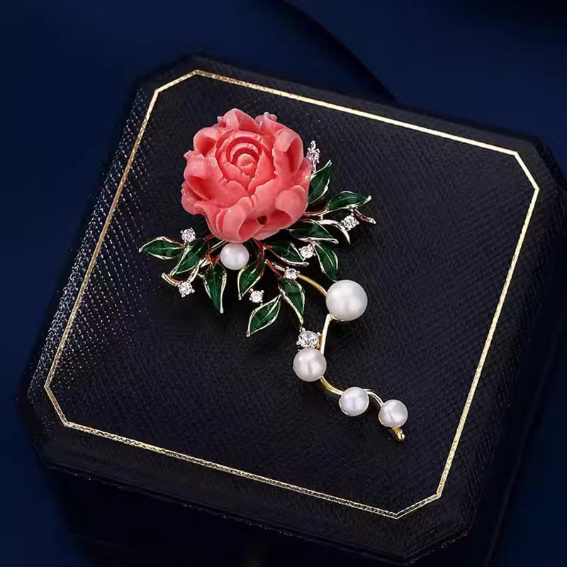 Pfingstrosenbrosche im chinesischen Stil für Damen, wunderschön und anmutig, Perlenblumenbrosche im Retro-Stil, Nischen- und High-End-Anzugaccessoires_voghion.com