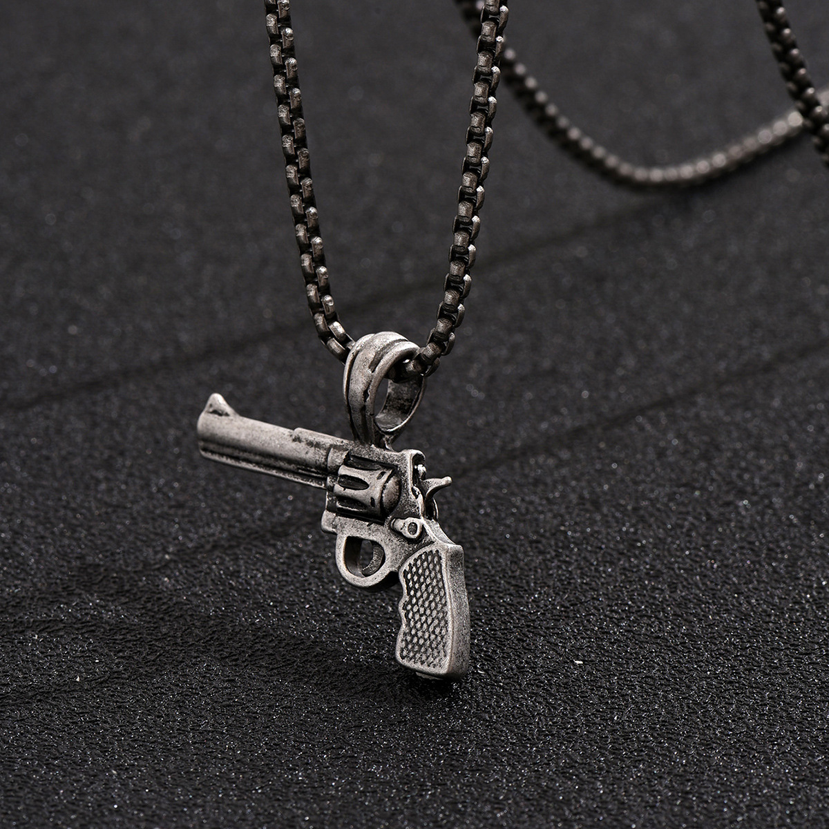 Ak47 Gun Pendant Necklace Fashion Jewelry For Men And Women_voghion.com