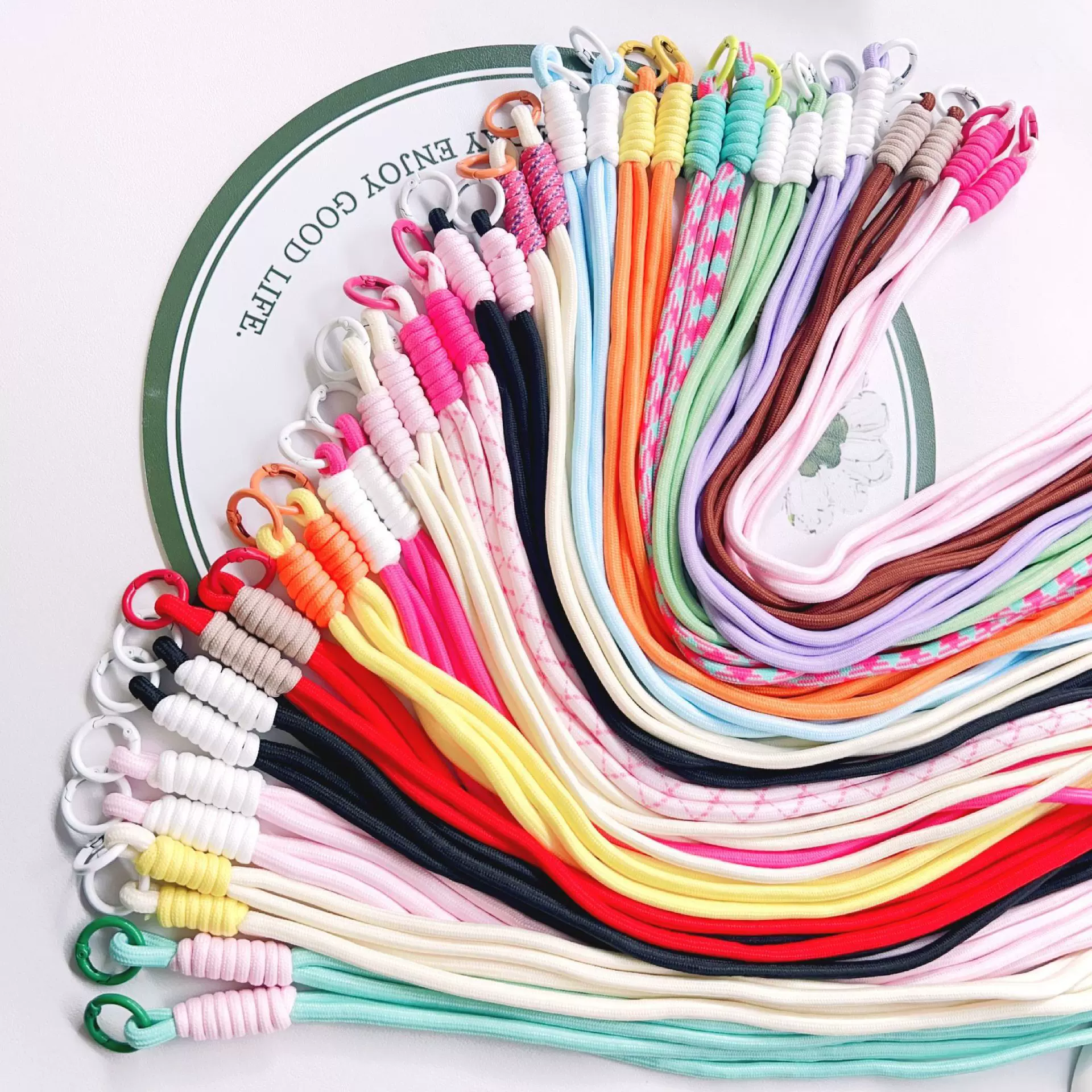 厂家直销手机挂绳跨境亚马逊爆款尼龙手绘DIY手机挂绳