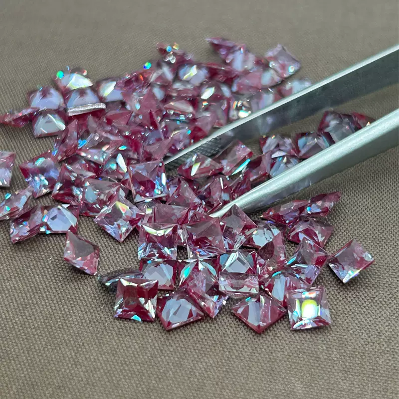 培育亚历山大变色宝石5*5MM公主方裸石首饰戒面镶嵌配石厂家直销