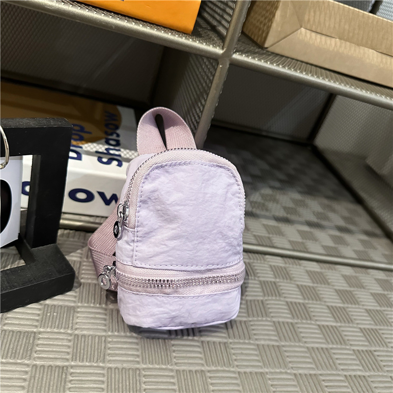 작은 가방 연한 보라색