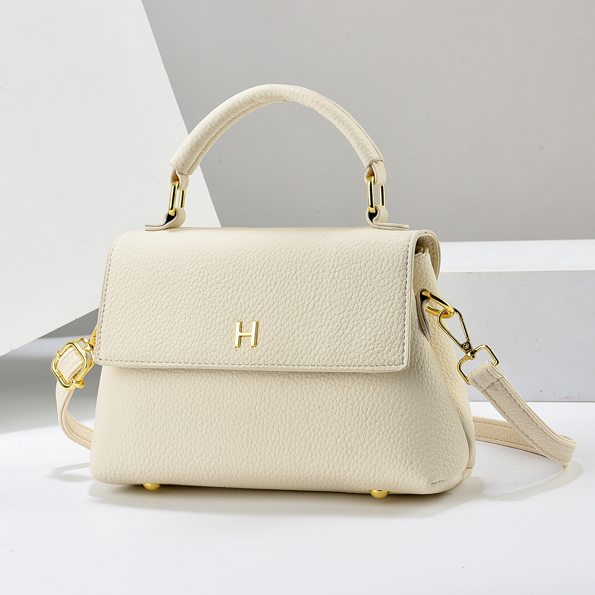 Bolso cuadrado pequeño bolso de mano simple de color sólido bolso de mensajero de hombro ligero y versátil bolso de mujer transfronterizo bolso de comercio exterior