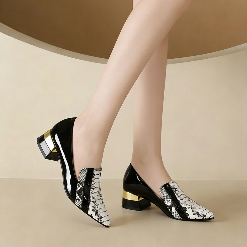 Sheepskin version of the new autumn formal fashion black and white color-block pointed toe versatile women's shoes, large size women's shoes Sheepskin version of the new autumn formal fashion black and white color-block pointed toe versatile women's shoes, large size women's shoes