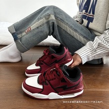 国潮韩版百搭魔术贴厚底滑板鞋子2025新款酒红情侣气垫鞋男女