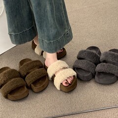 软底法式厚底毛毛拖鞋女款2025秋新款法式松糕底一字带勃肯凉拖潮