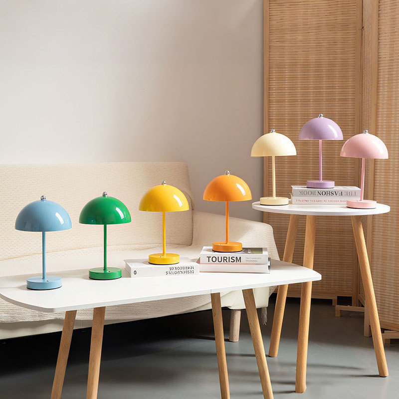 Flower Bud Table Lamp Bedroom Bedside Lamp Wedding Table Lamp Atmosphere Lamp Nordic Ins Girl Desk Mushroom Lamp Night Light