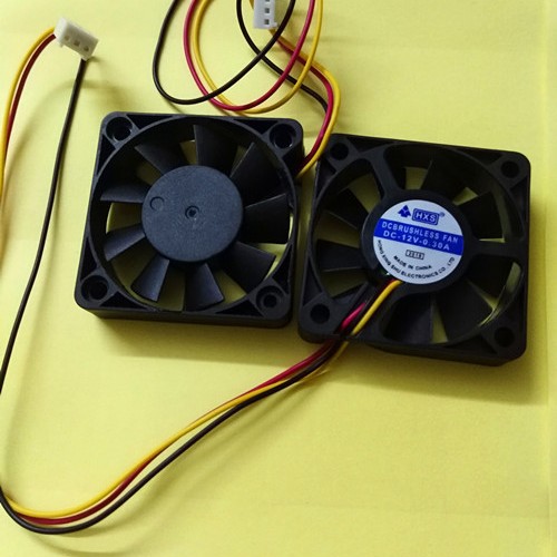 Computer CPU graphics card North and South Bridge cooling fan 12v 50*50 * 10MM 5cm three-line HXS mute