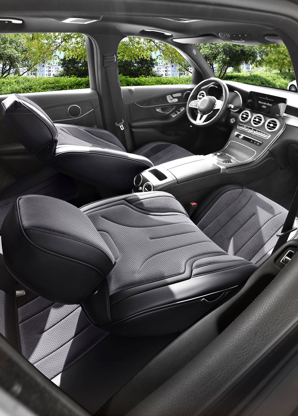 Foreign Trade Rams Car Seat Cushions, Fully Enclosed, Suitable for All Seasons, Laser Perforated, Breathable, Five-Seater Car Seat Cushions Wholesale