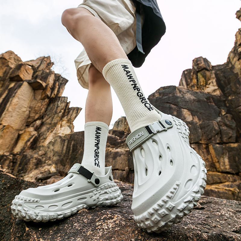 Stamping Feeling Tire Hole Shoes Men's Summer Outwear Slippers Non-Slip Deodorant EVA Men's Beach Sandals