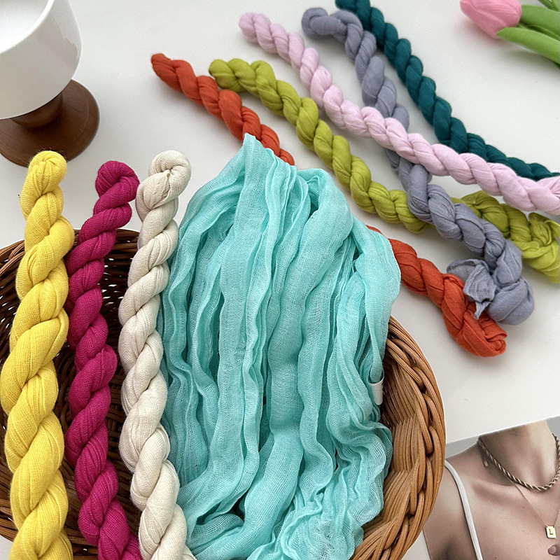 Bufandas damas plegadas nuevas bufandas de seda plegadas de color caramelo simple buena para el pañuelo de Bali