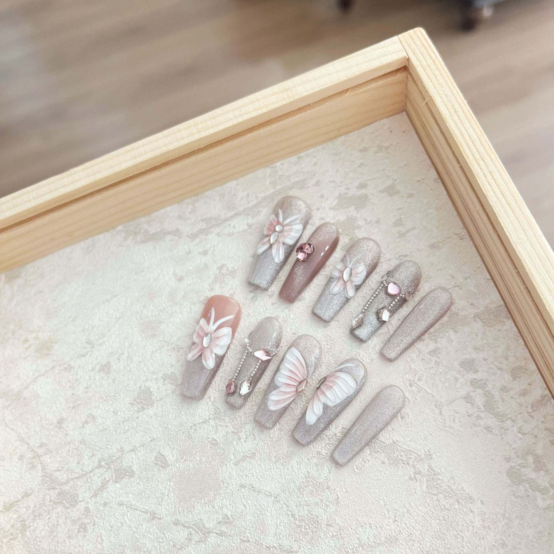 O1CN01bg6Ouu1dE1co1gueN_!!2215852973703-0-cib.jpg?x-oss-process=image/format,webp