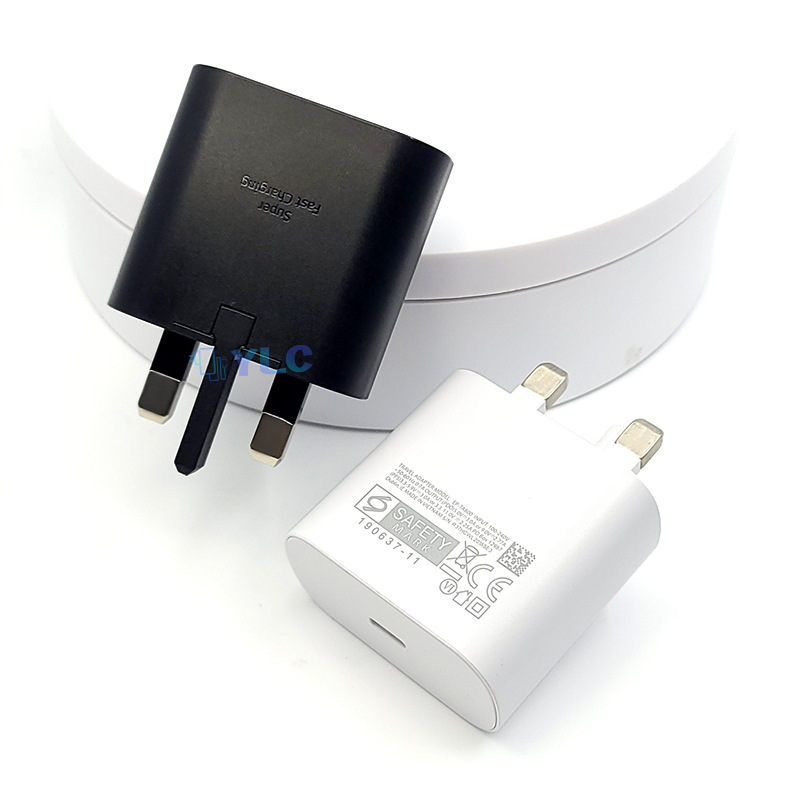 25W British Standard Uk Charger Cable 25W Fast Charging USB Pd Charger with Data Cable for Samsung