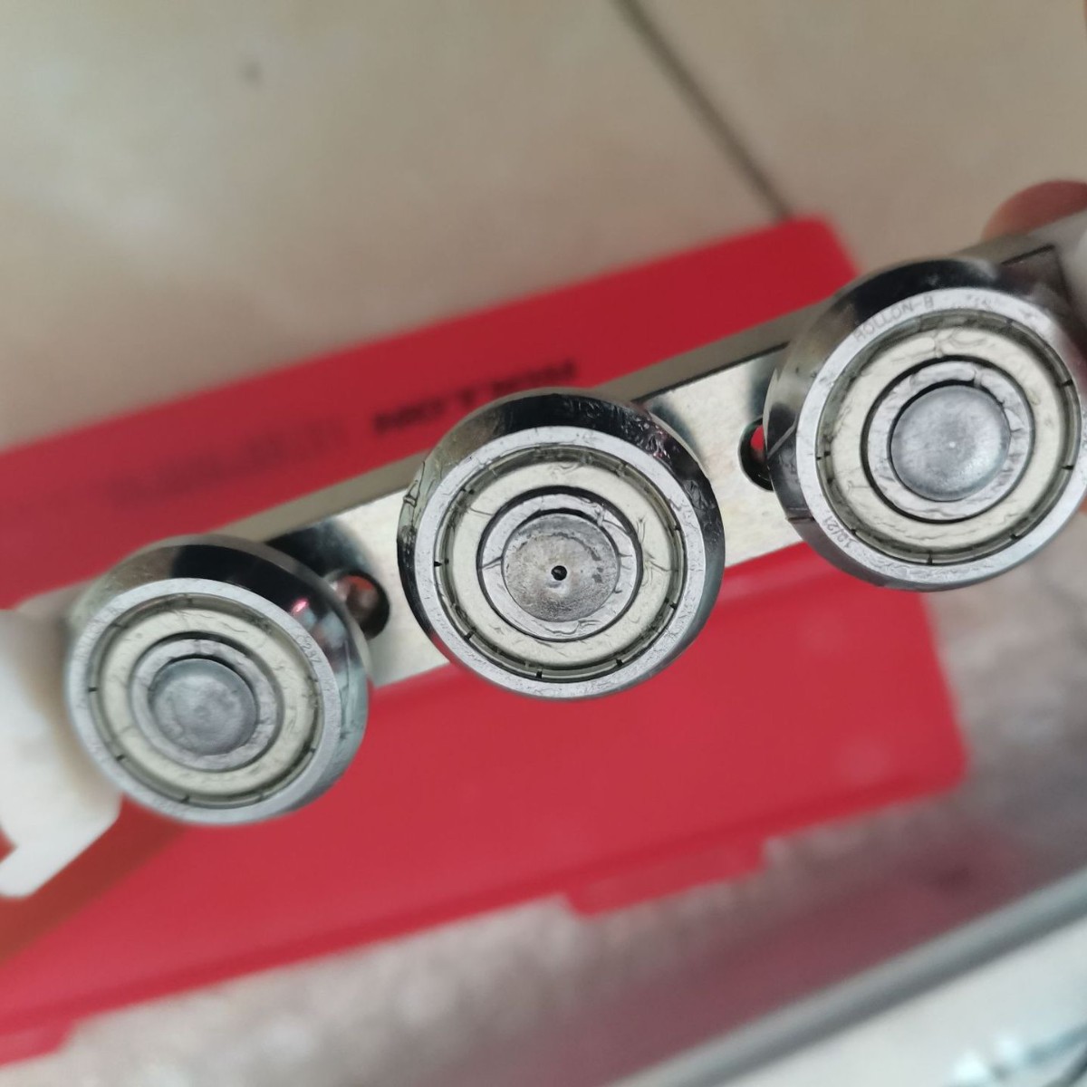 ROLLON滑块带刮板价格NSW43-5-Z NSW43-5-R NSW43-6-Z，福业优惠