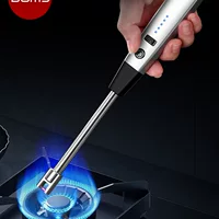 Газовая плита немецкого производства с импульсным цифровым зажиганием, удлиненной ручкой, зажигалкой, пистолетом для зажигания и подставкой для ароматерапевтических свечей.