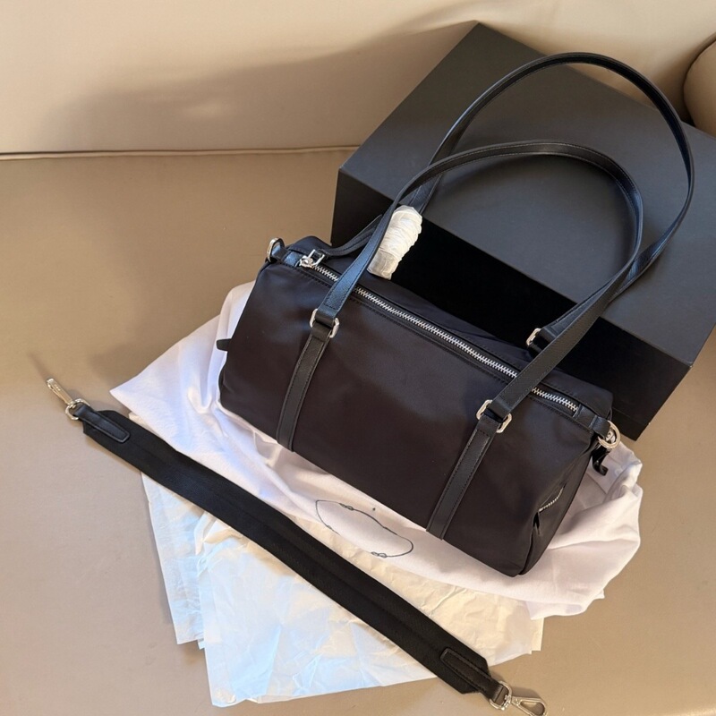 Pujia 26 New Model Nylon and Leather Travel Bag, Light Luxury High-End Feel, Single Shoulder Underarm Bag, Lightweight Travel Crossbody Bag