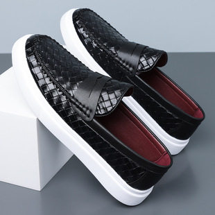 ���R�d���uͨ����羳��ʿӢ���L���ʽ�̄����b���^ƤЬ��260201