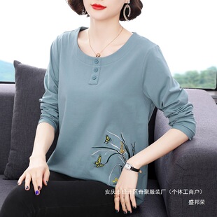 Pure Cotton Long-sleeved T-shirt Women's Loose Spring New 2025 Top for Middle-aged and Elderly Mothers Base-layer Shirt Western Style Autumn Clothes