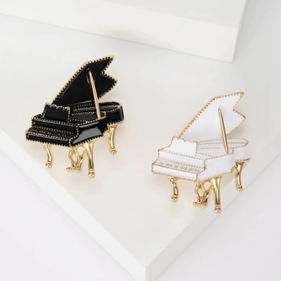 Korean Personalized Alloy Enamel Small Piano Brooch, Exquisite and Versatile Men's and Women's Clothing Corsage Jewelry Pin