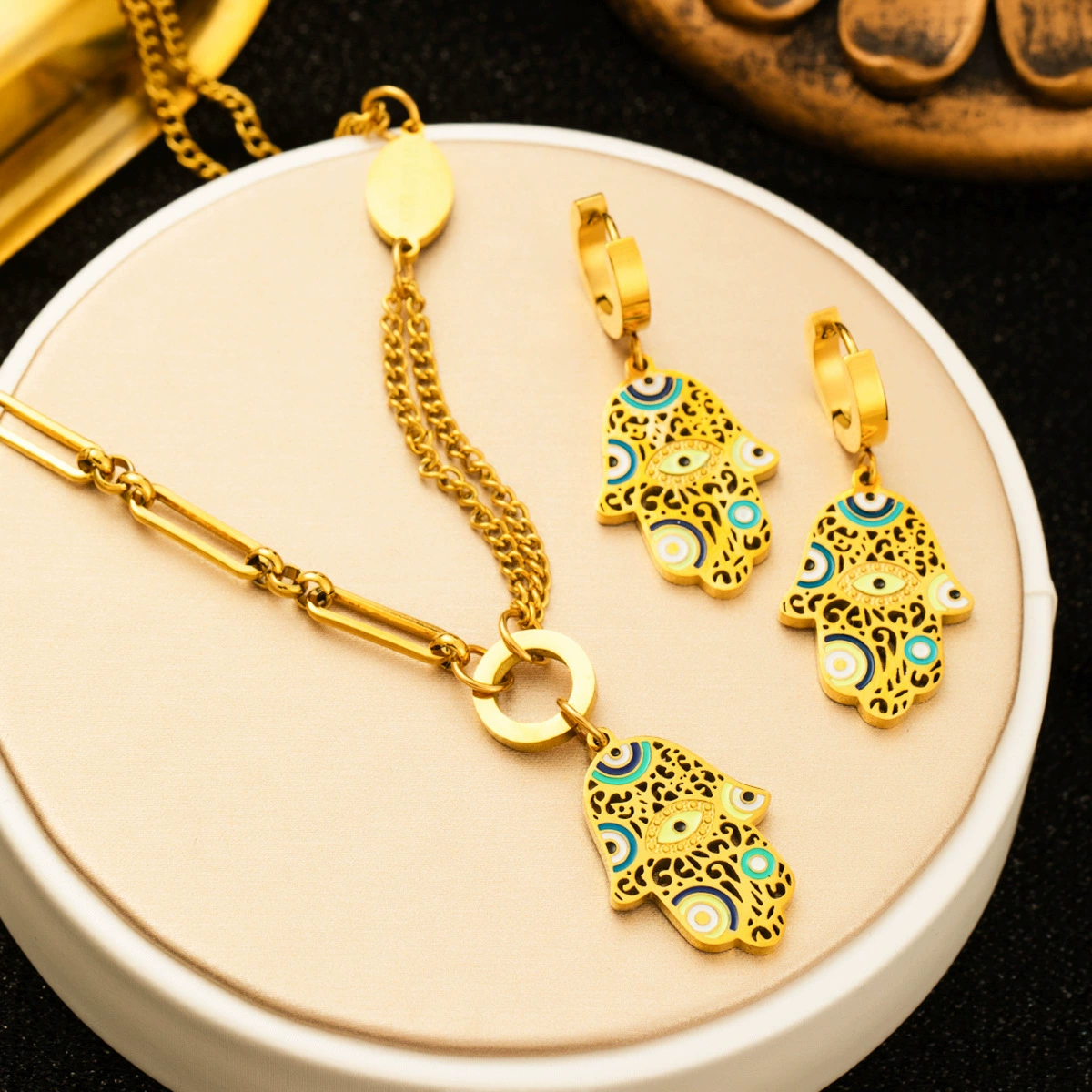 Североамериканская осень-зима титановая сталь аксессуары ожерелье женские капли масло бергамота набор шерстяной одежды цепи мода легкая роскошная фабрика оптом на заказ