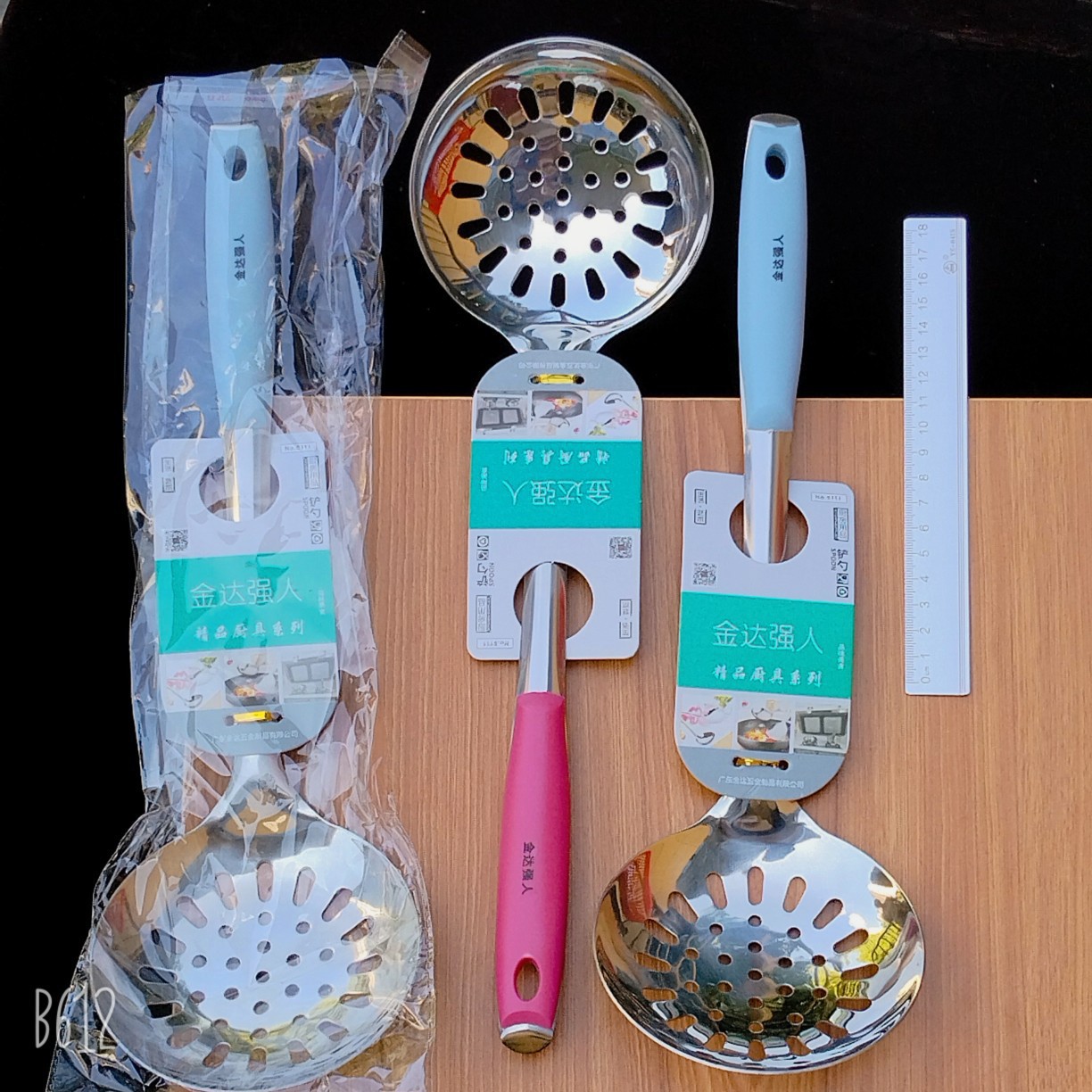 Nueva moda caja de dibujos animados de acero inoxidable regalo snack cubiertos set estudiantes portátiles cucharas al aire libre palillos