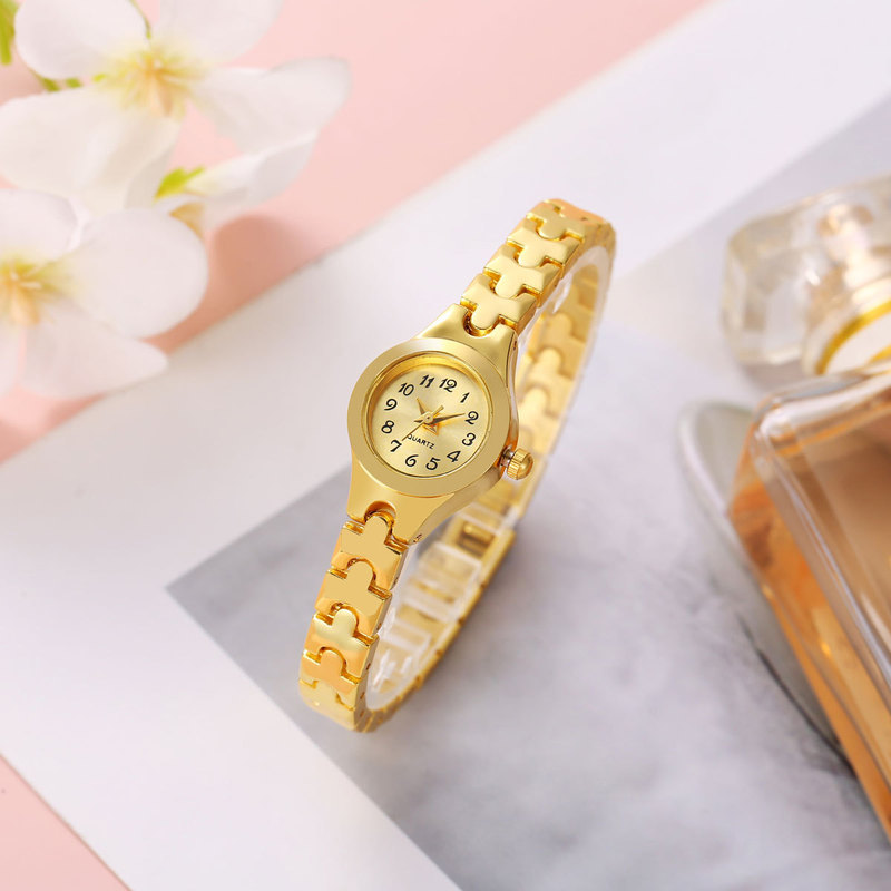 Small Gold Watch Women's Small Dial Student Fashion Trend Retro Simple Elegant Bracelet Watch Quartz Watch
