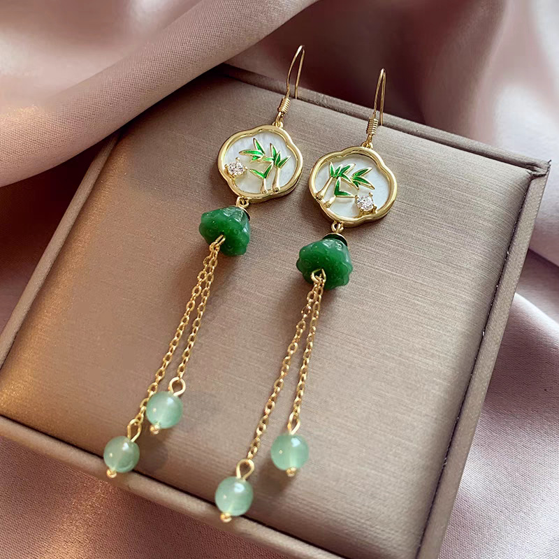 Earrings with tassels