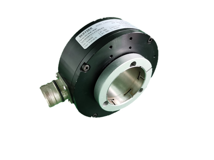 巴鲁夫BALLUFF接触介质的电容式液位传感器BCS M18VVN-PSCFAG-S49