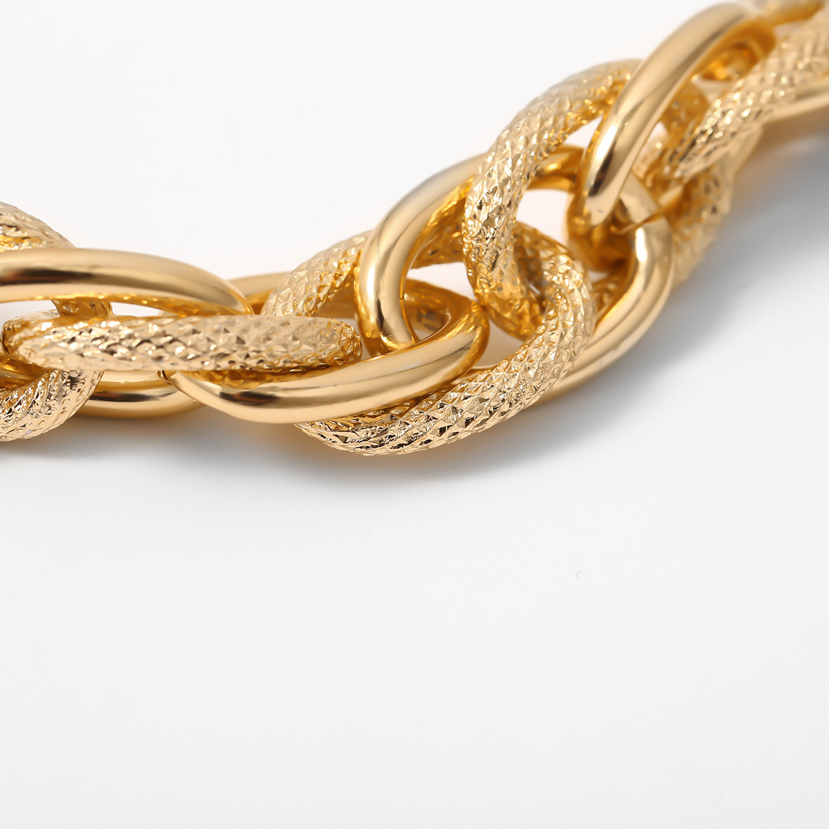 14141818129_1827179314