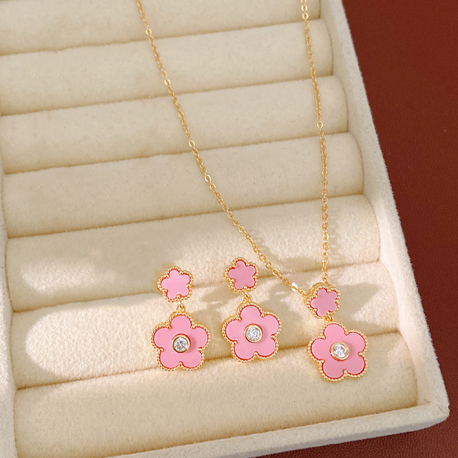 Collar de orejas de piedra de oro real, collar de orejas de flores de lujo ligero, collar de clavícula de nicho, conjunto de joyas simples y dulces.