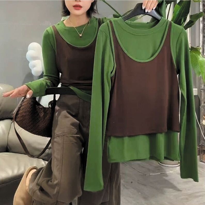 Autumn lightweight, breathable, slim-fit, and versatile two-piece set featuring a long-sleeved T-shirt and a coffee-colored vest with a stylish design Autumn lightweight, breathable, slim-fit, and versatile two-piece set featuring a long-sleeved T-shirt and a coffee-colored vest with a stylish design
