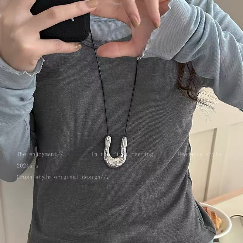 Otoño y invierno minimalistas collares colgante de goteo de Feng Shui mujeres chaqueta larga suéter cadena casual accesorios de lujo ligero