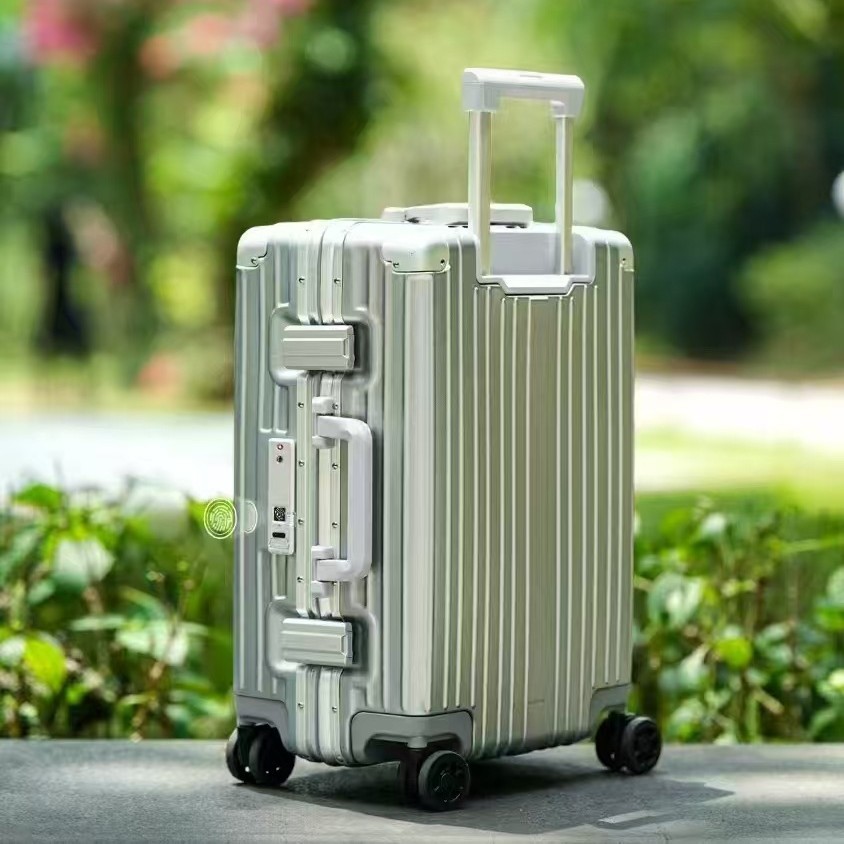 수하물 20 인치 2025 새로운 높은 색상 값은 비행기 수하물 케이스 지능형 지문 잠금 해제 가방 도매에있을 수 있습니다.