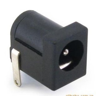Factory in stock special price DC005 socket 5A high current DC socket 3 pin pin board DC bus
