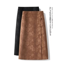 新中式国风半身裙女秋冬2025新款盘扣开叉半裙时尚印花百搭包臀裙