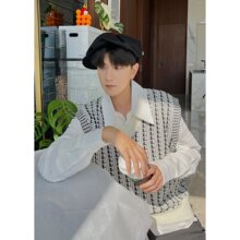 春秋设计感小众韩系背心男士毛线马甲宽松鹿毛绒无袖V领针织毛衣