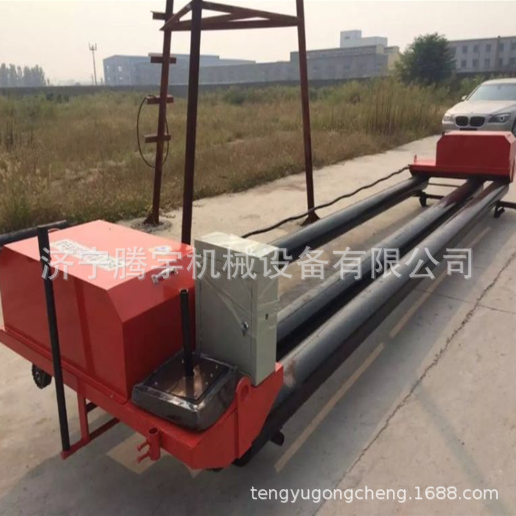 厂家供应北京6米滚筒式摊铺机 5米半混凝土摊铺机价格