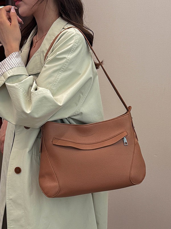 Bolsa de viaje urbano simple para mujeres 2025 nuevo estilo transfronterizo de alta calidad de gran capacidad de mochila de hombro casual