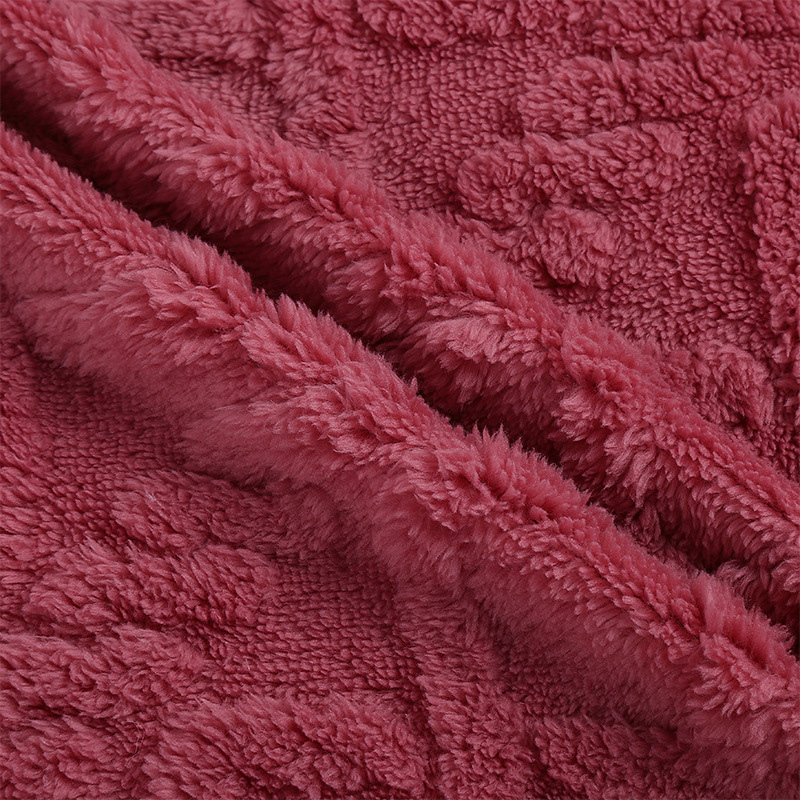 Wholesale of double-sided jacquard diamond-shaped velvet fabric, warp knitted polyester velvet fabric, double-sided comfort-cotton velvet home clothing and blanket fabric detail image 9