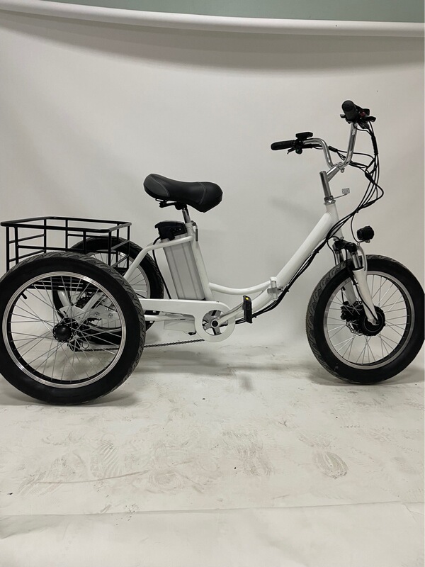 Foreign trade export help tricycle cross-border wholesale tricycle factory wholesale assistant elderly leisure tricycle