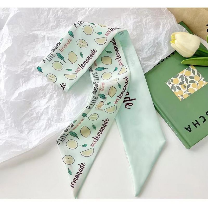 Silk scarf*light green lemon
