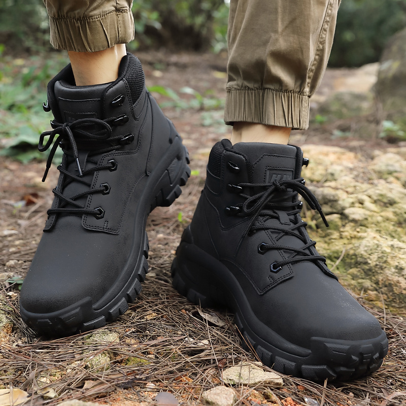 Zapatos de montaña al aire libre de explosión transfronteriza, zapatos de montaña antideslizantes y resistentes al desgaste de hombre, zapatos de montaña de crucero, amortiguación ligera e impermeable