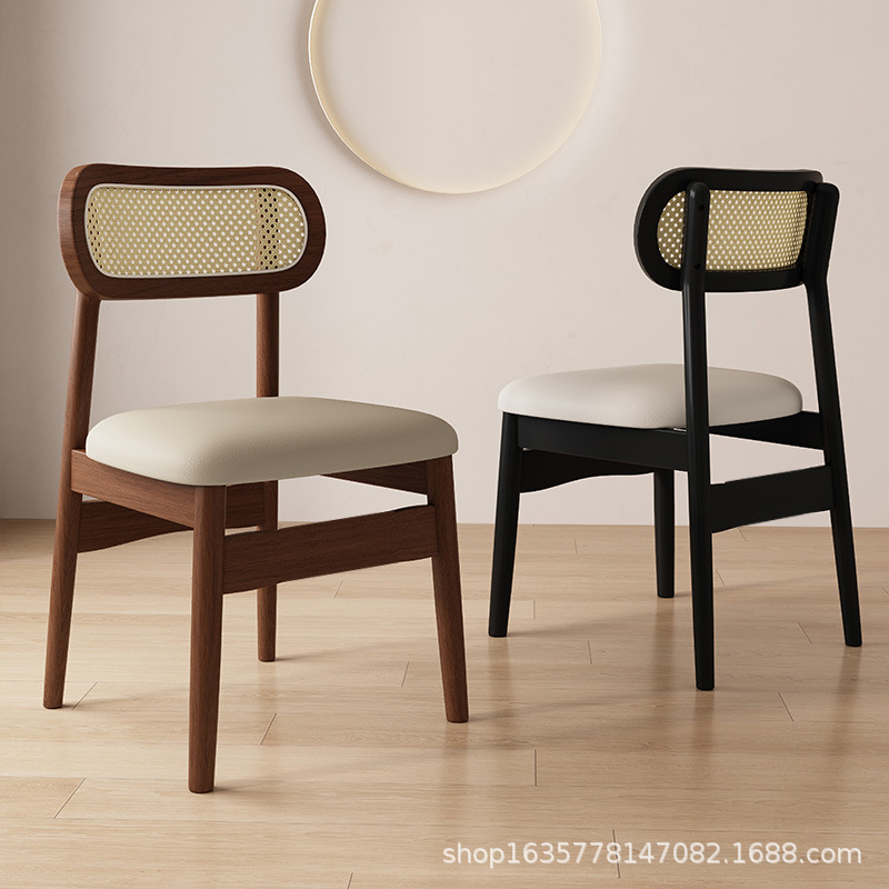 Sillas de madera sólida de caña de caña de mesa de comedor nórdico retro respaldo taburetes de caña simple y moderno hotel