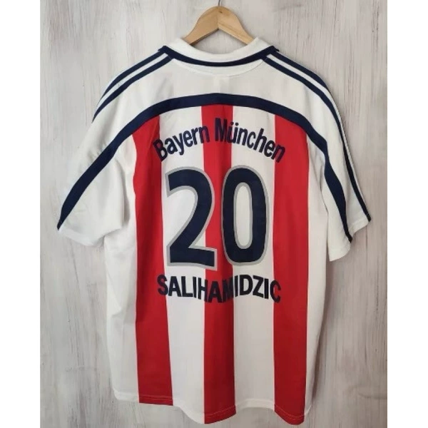 00-01 Away No. 20+advertising