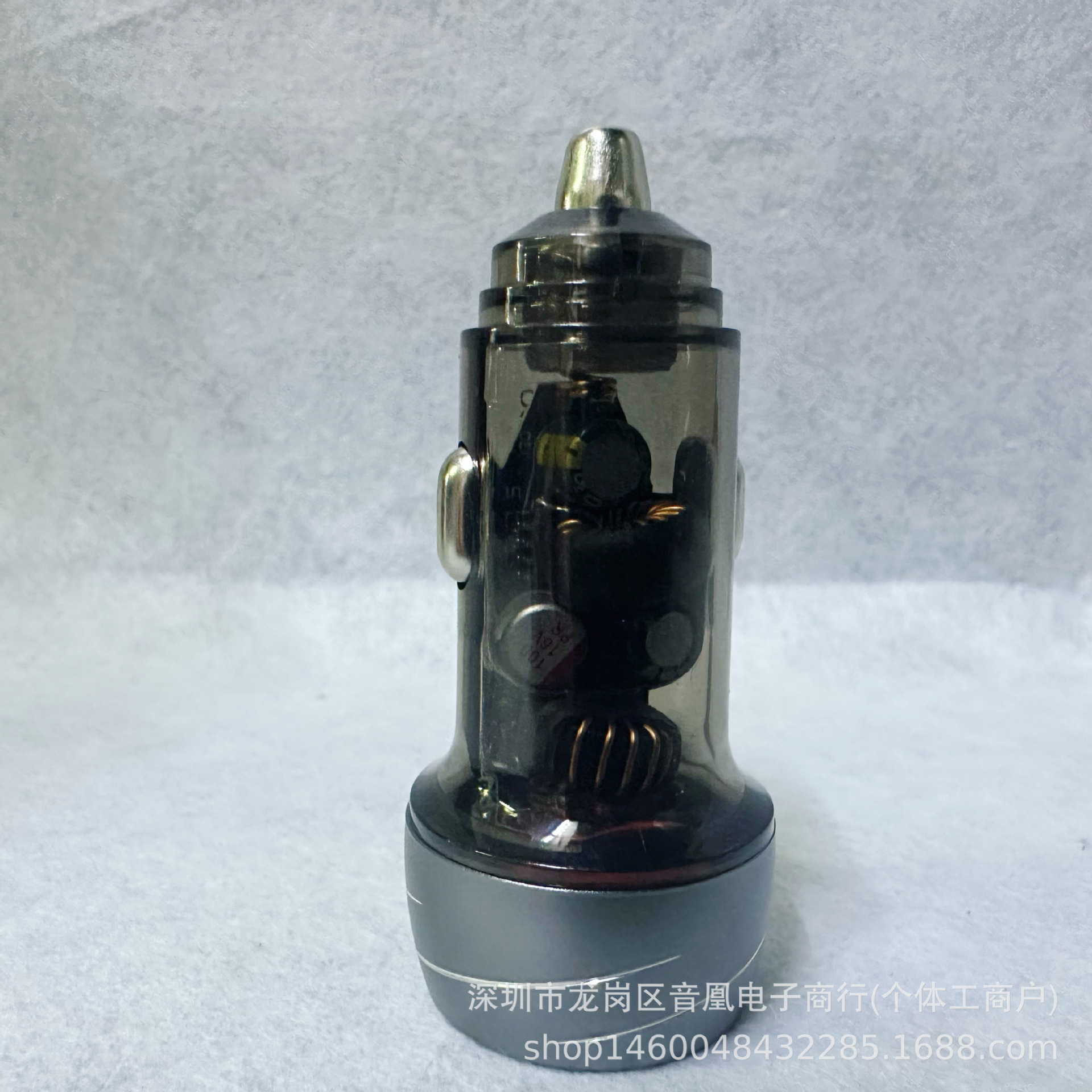 200W Super Fast Charging Car Charger Pd30W Car Mobile Phone Charger Supports Apple, Huawei and Oppo Flash Charging