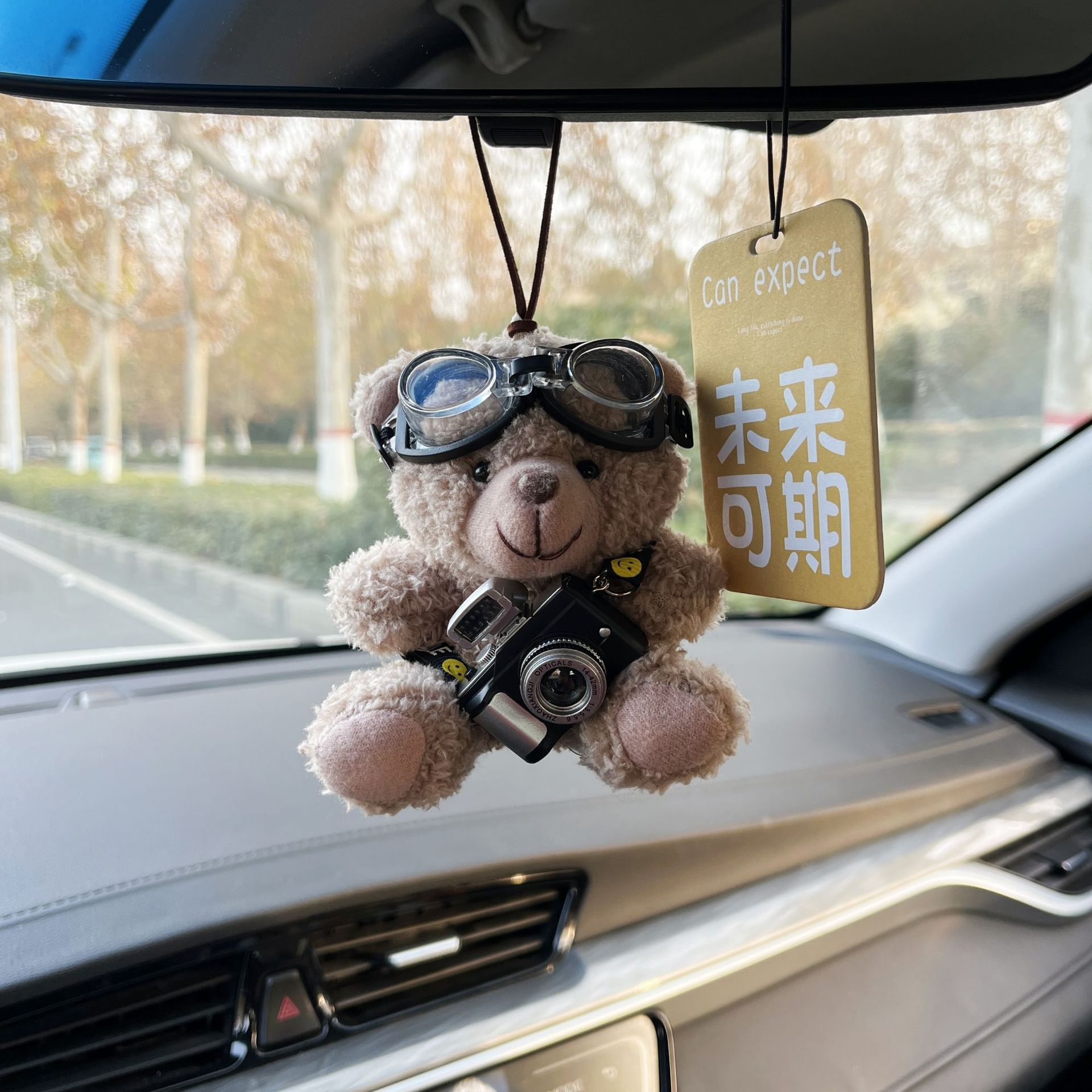 cámara oso coche colgante espejo retrovisor colgante accesorios para el automóvil decoraciones para el automóvil de alta calidad perfumado colgante niñas